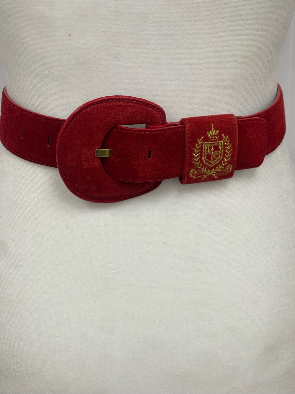 Vintage Liz Claiborne Red Suede Crest Belt